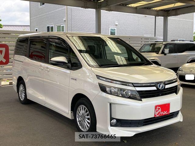 Toyota VOXY HYBRID 2014-10 7458812-2
