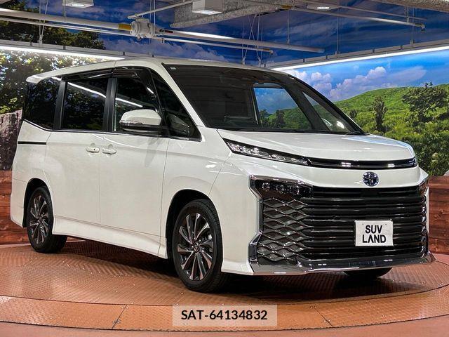 Toyota VOXY HYBRID 2024-02 7458771-16