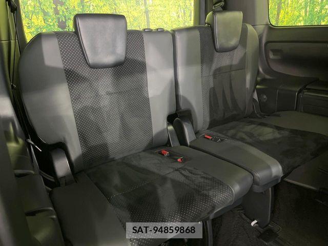Toyota VOXY HYBRID 2021-05 7458793-9