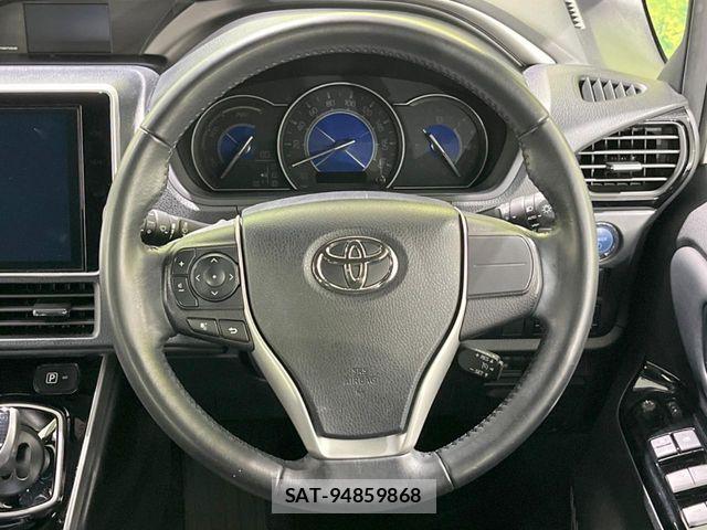 Toyota VOXY HYBRID 2021-05 7458793-11