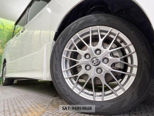 Toyota VOXY HYBRID 2021-05 7458793-13