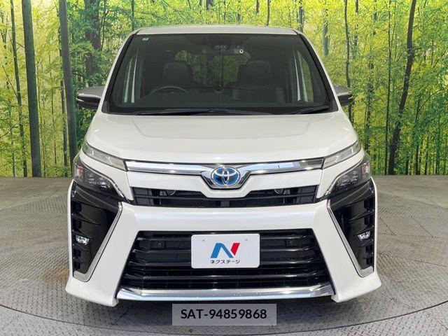 Toyota VOXY HYBRID 2021-05 7458793-14