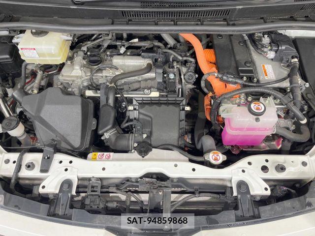 Toyota VOXY HYBRID 2021-05 7458793-17