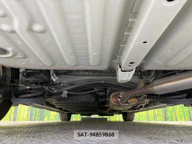 Toyota VOXY HYBRID 2021-05 7458793-18