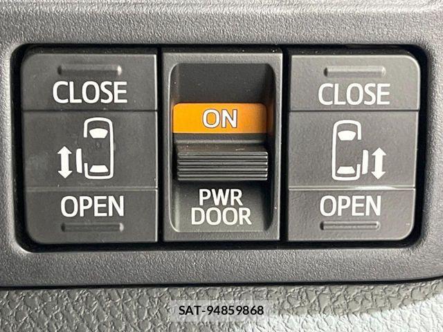 Toyota VOXY HYBRID 2021-05 7458793-5