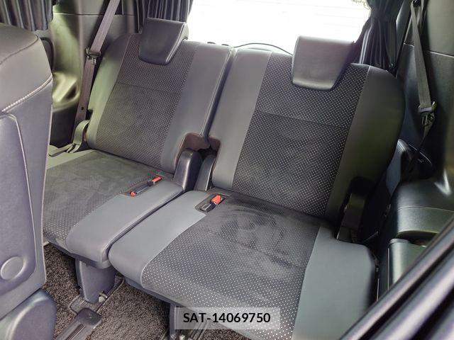 Toyota VOXY HYBRID 2021-05 7503679-22