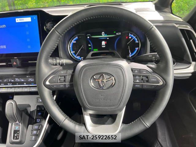 Toyota VOXY HYBRID 2023-10 7503671-10