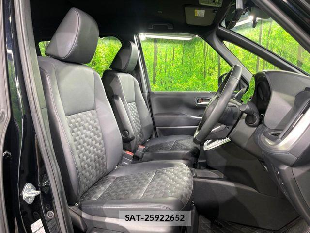 Toyota VOXY HYBRID 2023-10 7503671-7