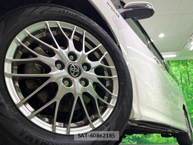 Toyota VOXY HYBRID 2016-06 7503696-15