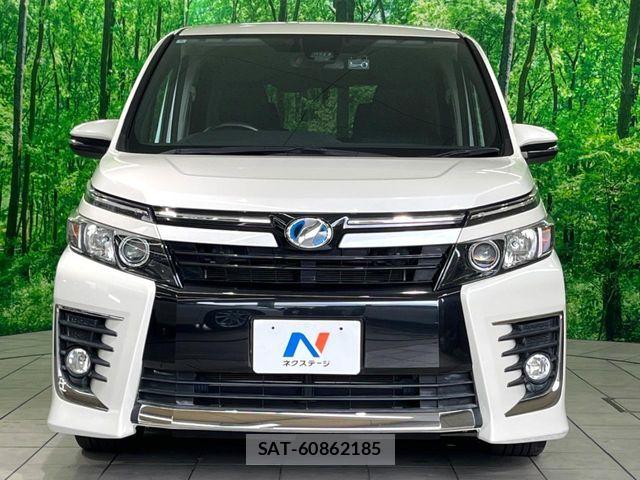 Toyota VOXY HYBRID 2016-06 7503696-16