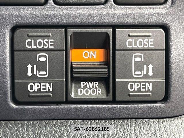 Toyota VOXY HYBRID 2016-06 7503696-5