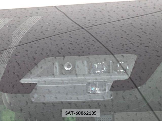 Toyota VOXY HYBRID 2016-06 7503696-6