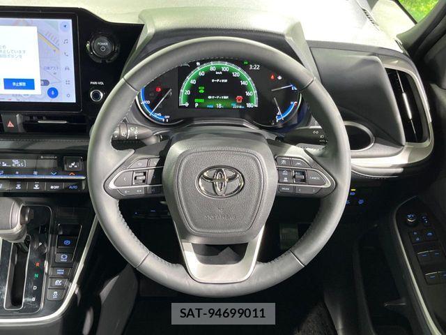 Toyota VOXY HYBRID 2024-05 7503672-10