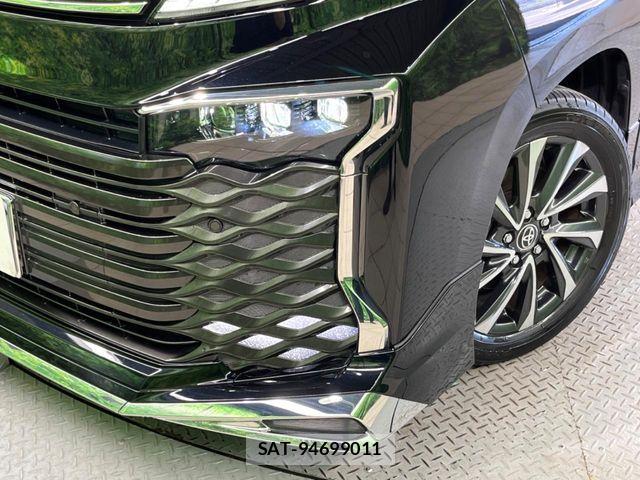 Toyota VOXY HYBRID 2024-05 7503672-11