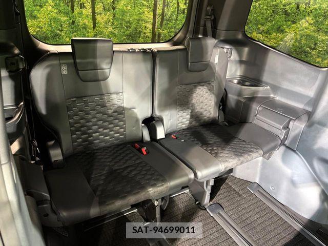 Toyota VOXY HYBRID 2024-05 7503672-8