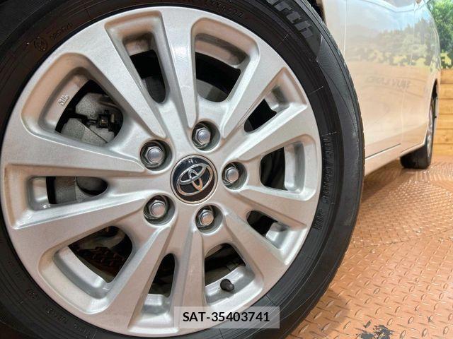 Toyota VOXY HYBRID 2017-08 7503688-14