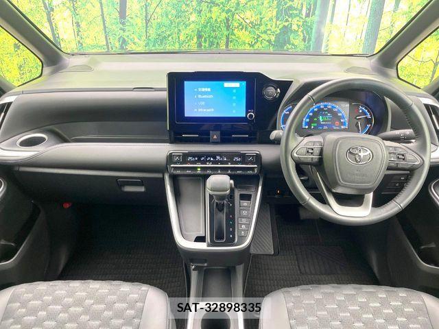 Toyota VOXY HYBRID 2025-02 7503673-1