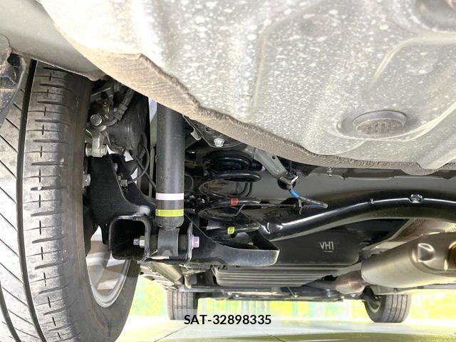 Toyota VOXY HYBRID 2025-02 7503673-19