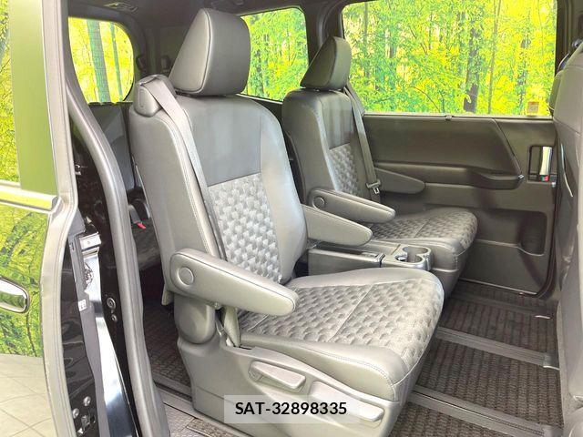 Toyota VOXY HYBRID 2025-02 7503673-8