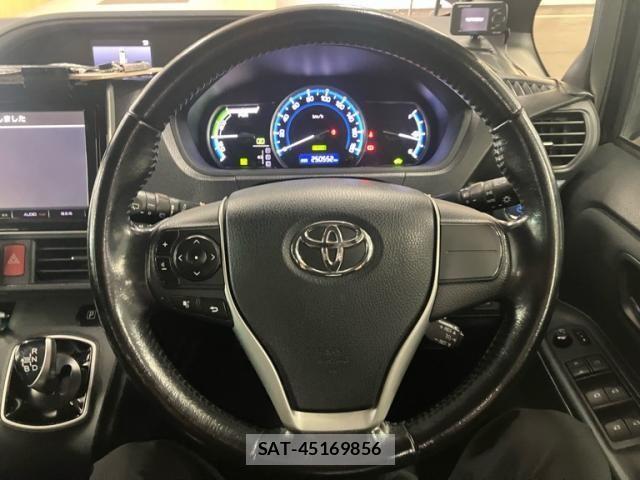 Toyota VOXY HYBRID 2014-06 7503701-15
