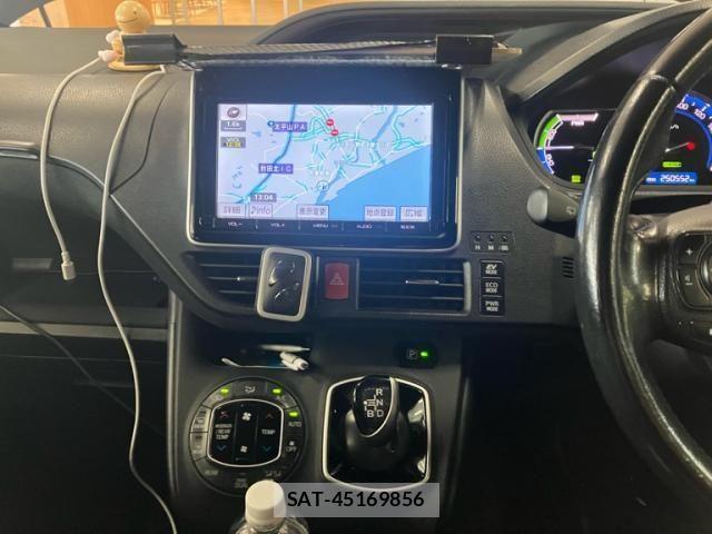 Toyota VOXY HYBRID 2014-06 7503701-20