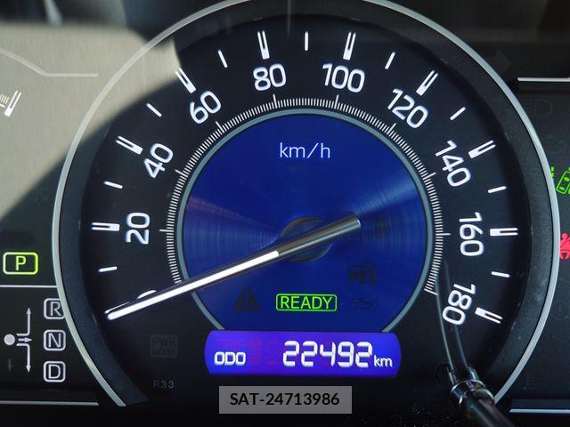 Toyota VOXY HYBRID 2019-12 7503685-12