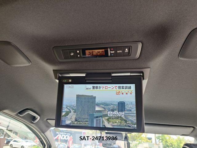 Toyota VOXY HYBRID 2019-12 7503685-19