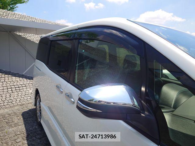 Toyota VOXY HYBRID 2019-12 7503685-4