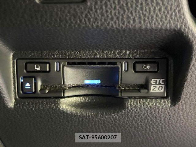 Toyota VOXY HYBRID 2023-01 7503662-5