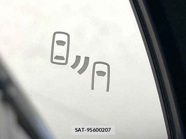 Toyota VOXY HYBRID 2023-01 7503662-6