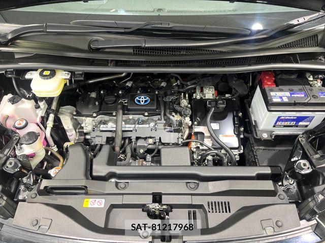 Toyota VOXY HYBRID 2023-05 7503663-18