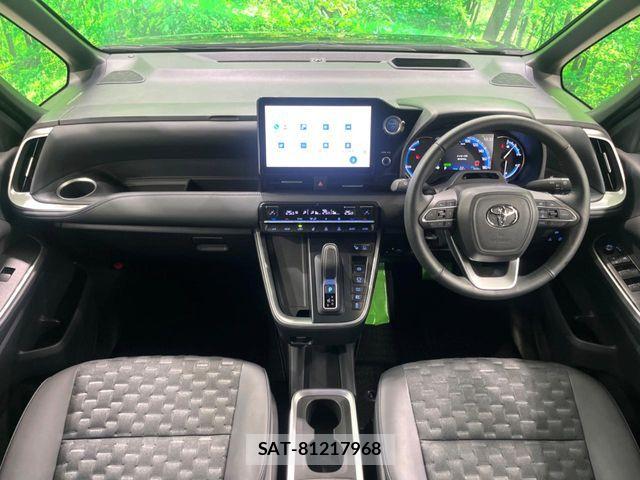 Toyota VOXY HYBRID 2023-05 7503663-1
