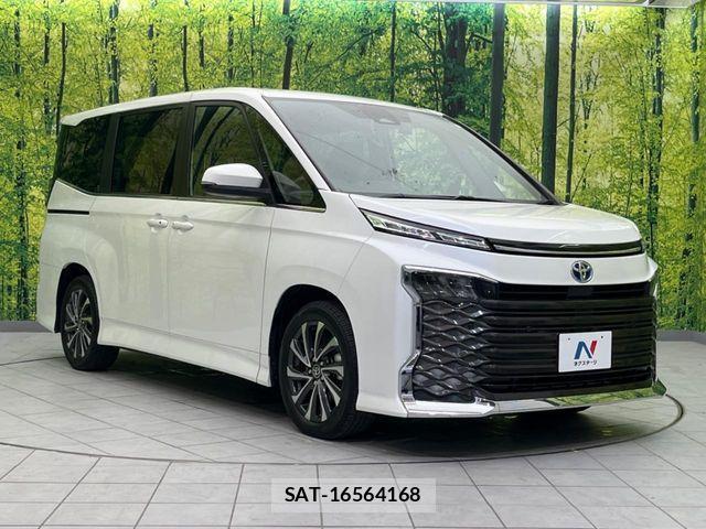 Toyota VOXY HYBRID 2023-05 7503675-16