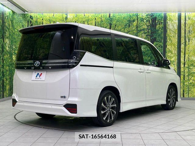 Toyota VOXY HYBRID 2023-05 7503675-17