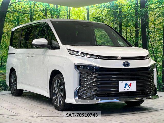 Toyota VOXY HYBRID 2023-02 7503661-16