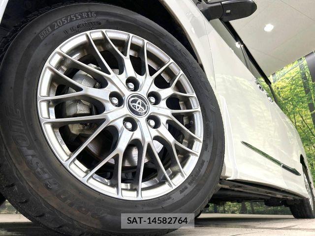 Toyota VOXY HYBRID 2021-06 7503687-13