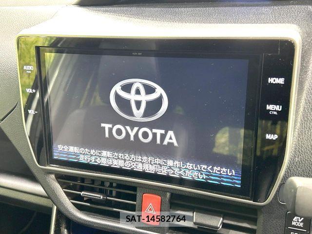 Toyota VOXY HYBRID 2021-06 7503687-3