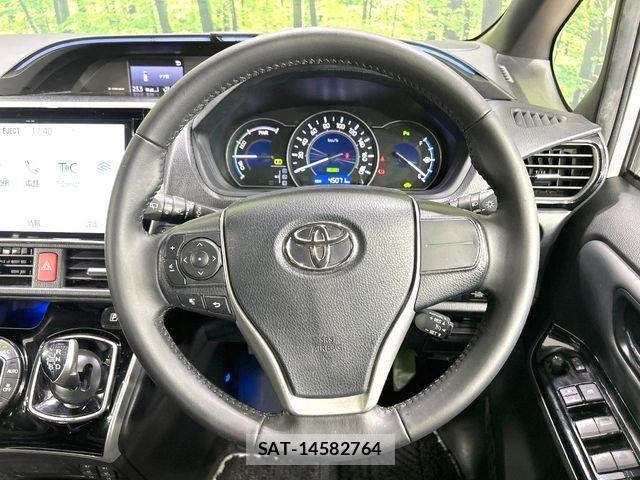 Toyota VOXY HYBRID 2021-06 7503687-7