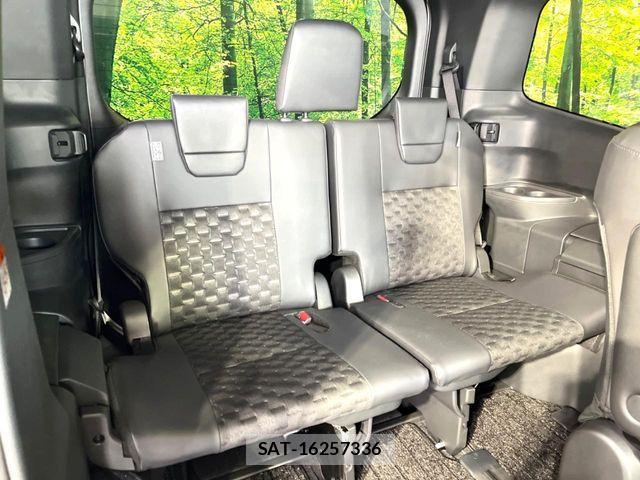 Toyota VOXY HYBRID 2025-01 7503653-9