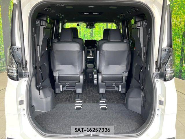 Toyota VOXY HYBRID 2025-01 7503653-10
