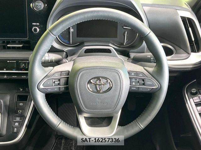 Toyota VOXY HYBRID 2025-01 7503653-11