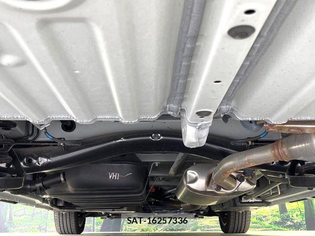Toyota VOXY HYBRID 2025-01 7503653-19
