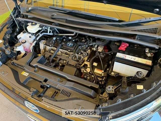 Toyota VOXY HYBRID 2023-10 7503682-13