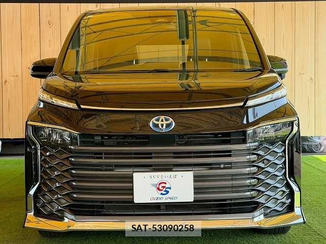 Toyota VOXY HYBRID 2023-10 7503682-16