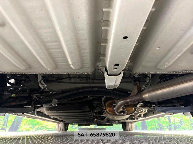 Toyota VOXY HYBRID 2021-07 7503686-18