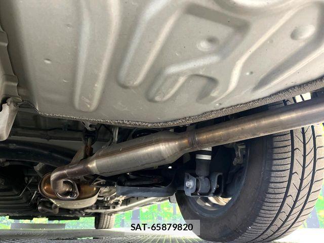 Toyota VOXY HYBRID 2021-07 7503686-19