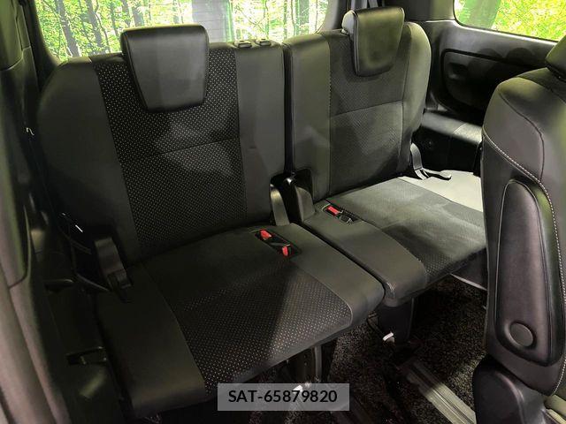 Toyota VOXY HYBRID 2021-07 7503686-8