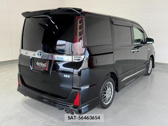Toyota VOXY HYBRID 2018-03 7510426-5