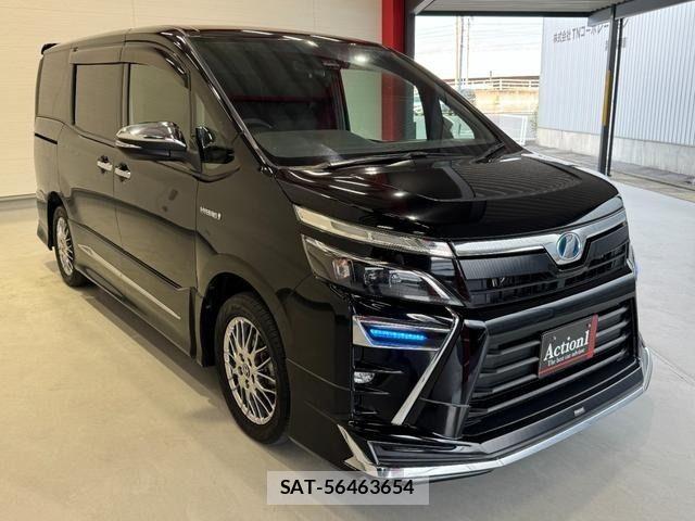 Toyota VOXY HYBRID 2018-03 7510426-6