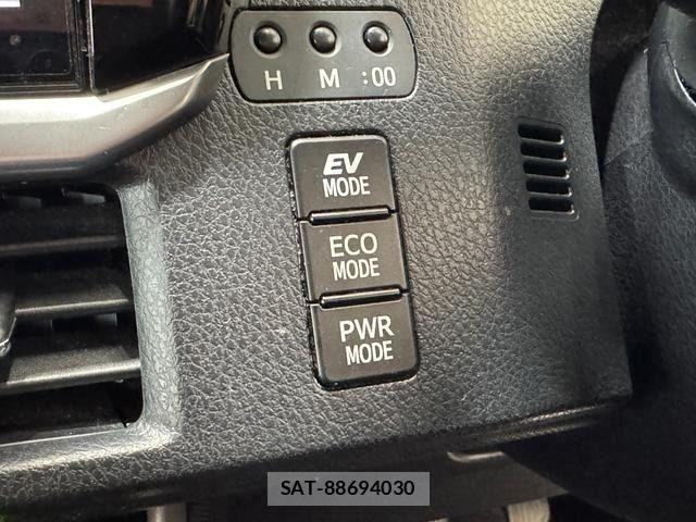 Toyota VOXY HYBRID 2019-07 7510433-24